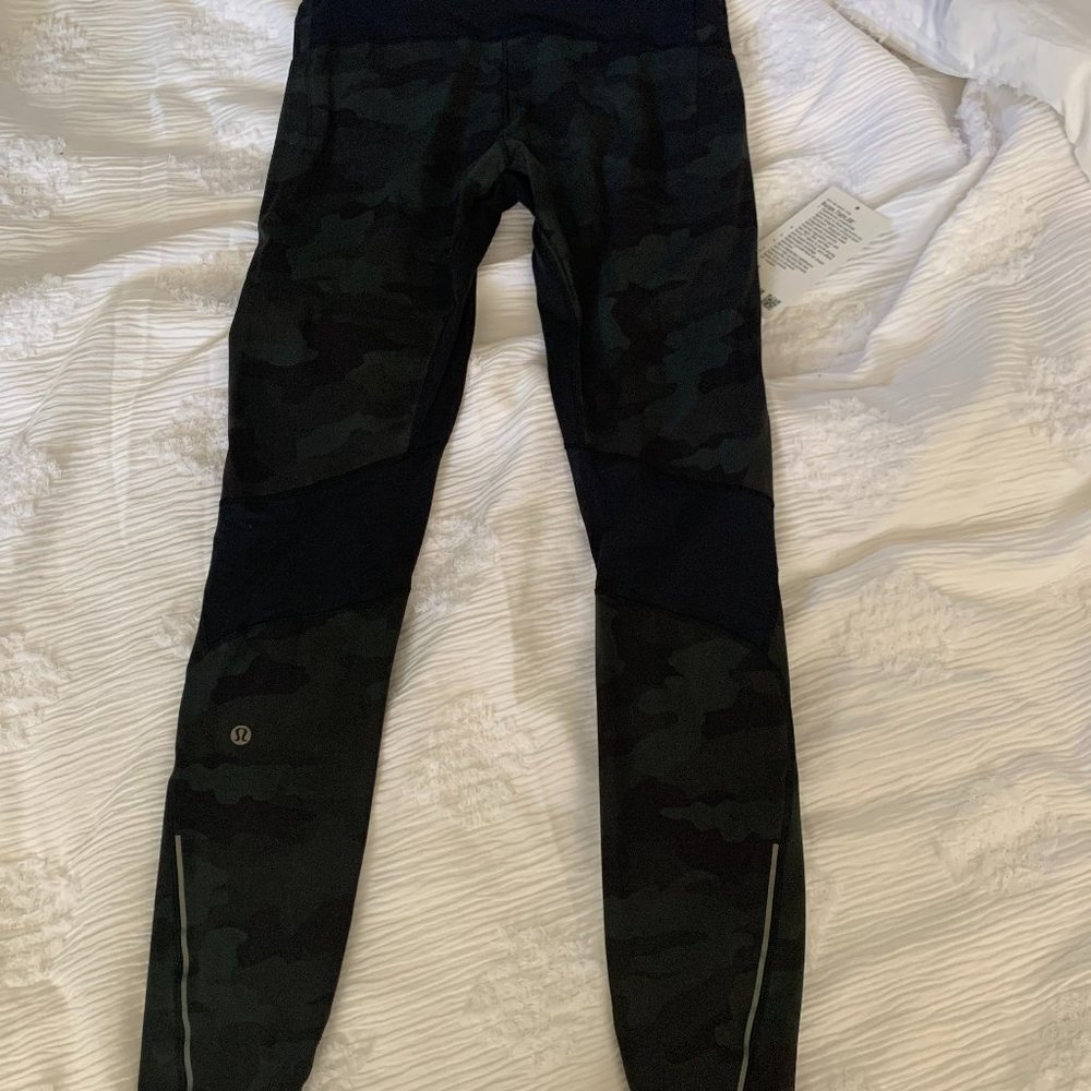 Lululemon Surge Tight Medium
